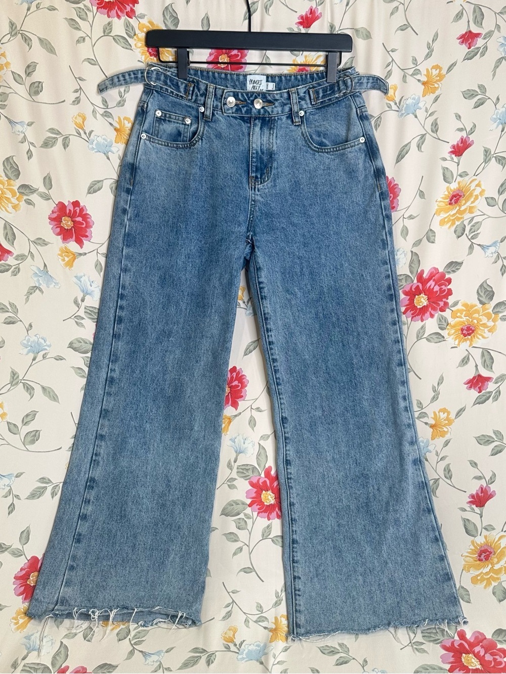 PRINCESS POLLY | Holly Asymmetric Straight Leg Jeans| Waist Detail | Size 4 - Picture 1 of 5